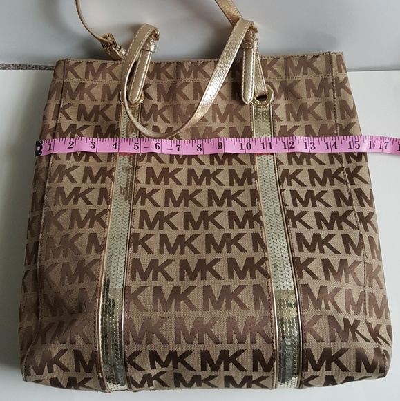 Michael Kors signature large tote, shoulder bag. - Picture 3 of 8